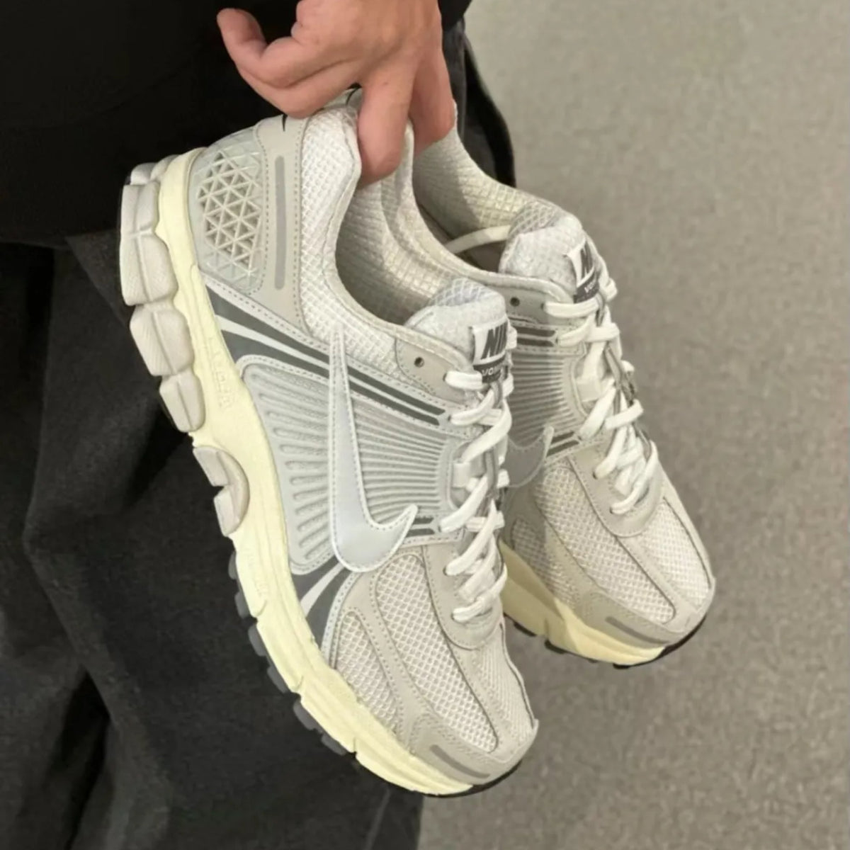 Nike Zoom Vomero 5 Platinum Tint