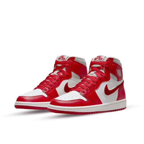 Air Jordan 1 High Varsity Red (2022)