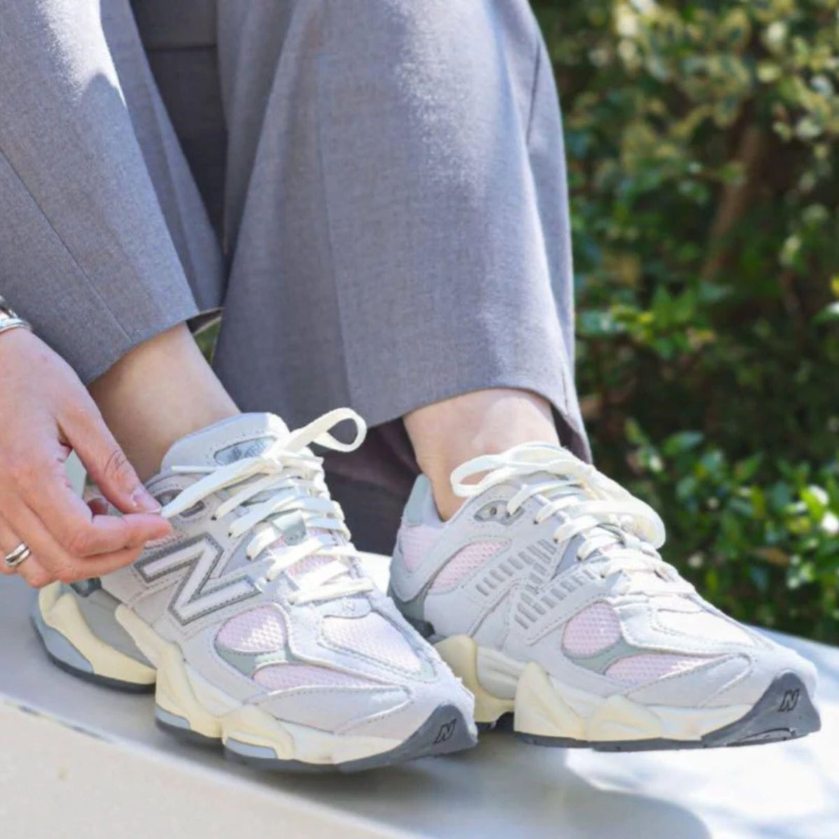 New Balance 9060 Granite Pink