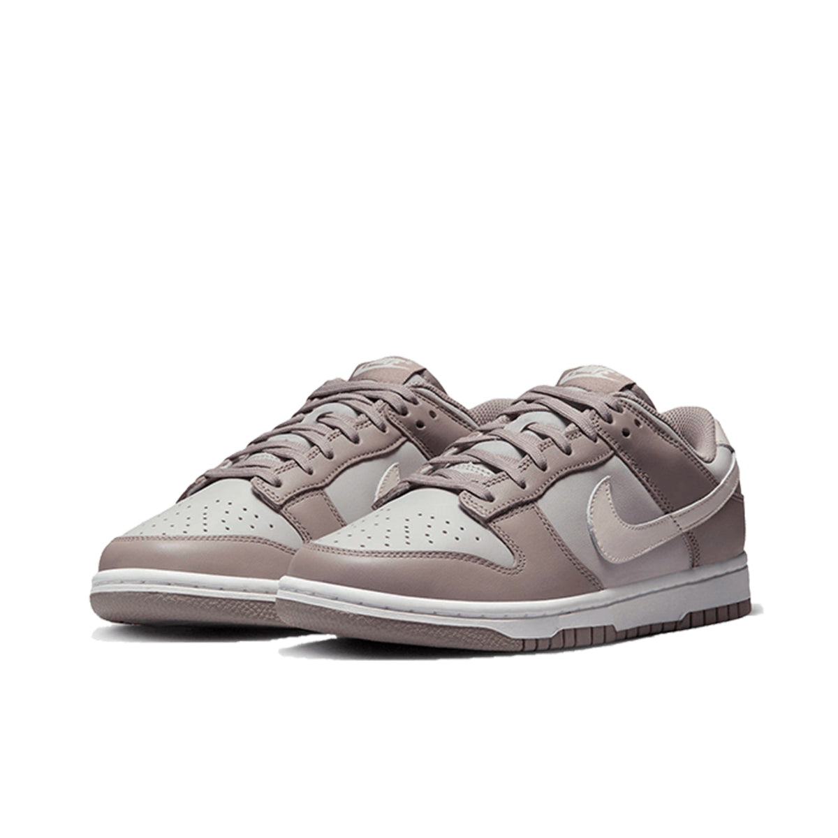 Nike Dunk Low Bone Beige
