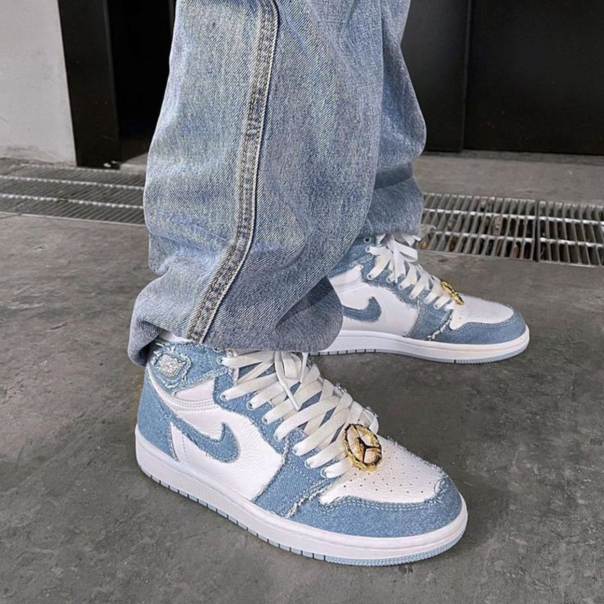 Air Jordan 1 High OG Denim (W)